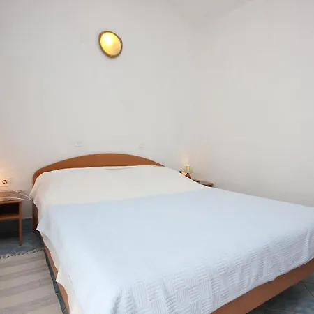 Apartamento With Parking Space Punta Kriza, Cres - 383