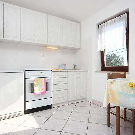 Apartment With Parking Space Punta Kriza, Cres - 383 Punta Kriza