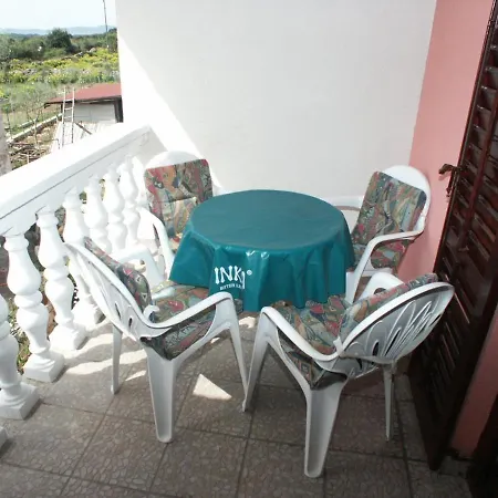 דירה With Parking Space Punta Kriza, Cres - 383 *